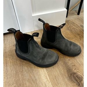 Kids Size 11 Blundstone Boots